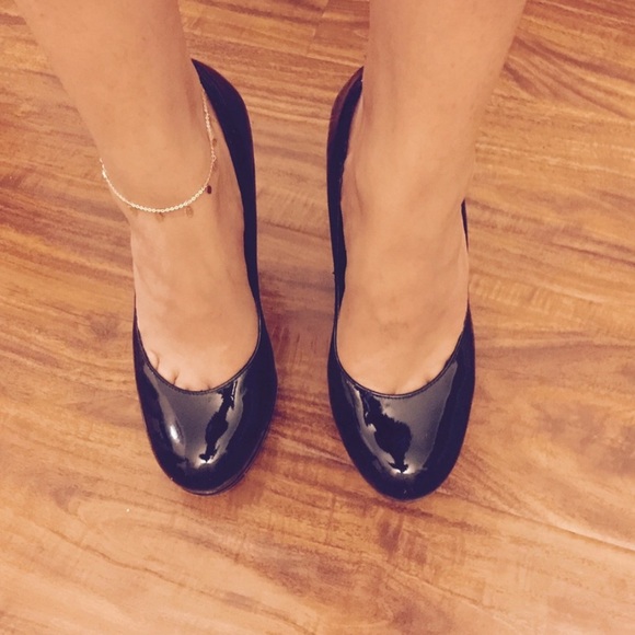 Flash SALE🔥Vince Camuto classy and comfy heels - Picture 3 of 3